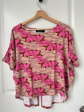 Fighting Eel Top Annie Size Small